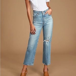 Levi’s Ribcage Light Wash Distressed Straight Ankle Jeans